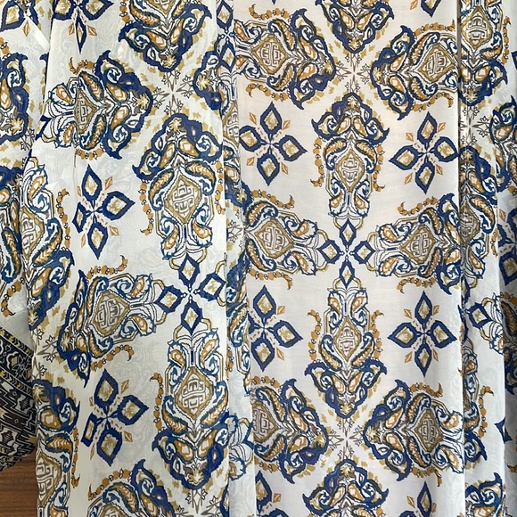 Aztec print cover up - Picture 3 of 7